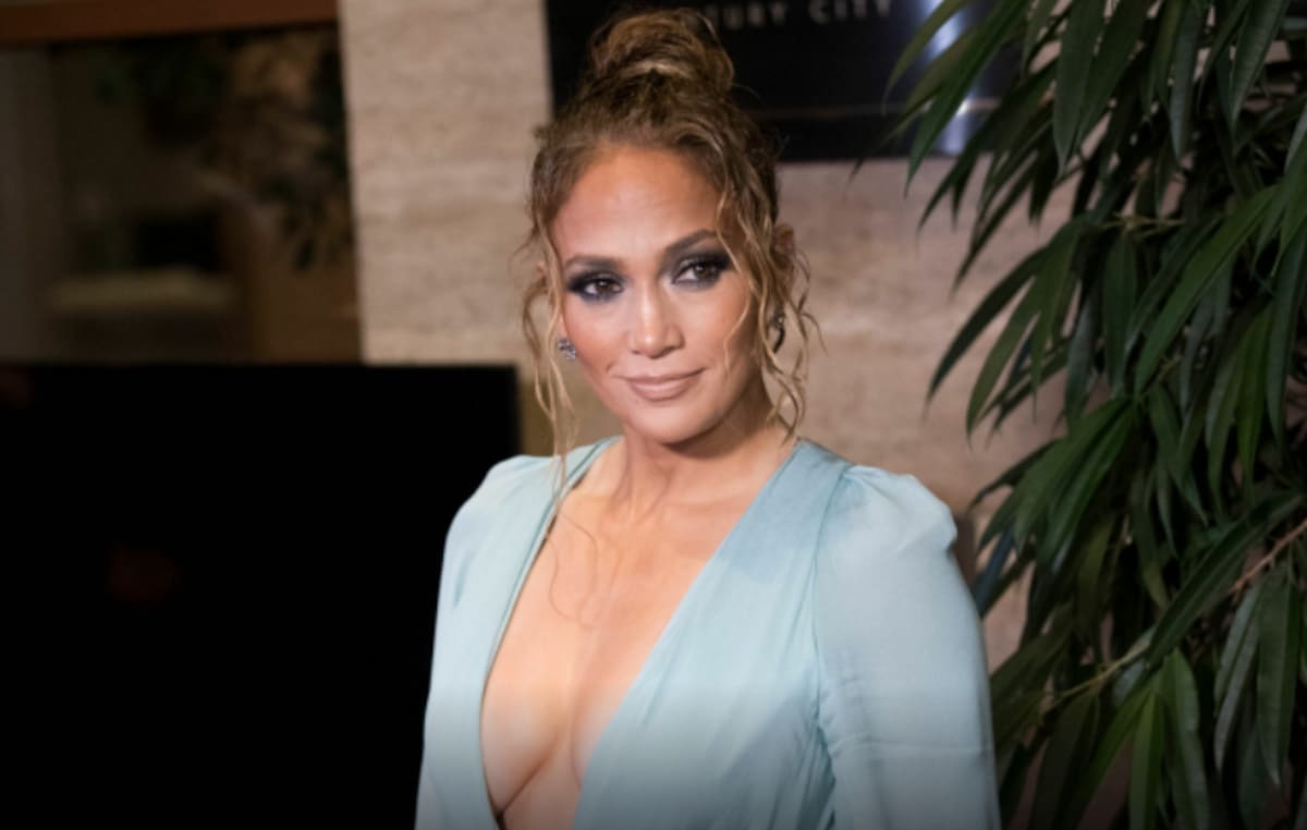 Jennifer Lopez muestra su faceta materna - Créditos: TWITTER