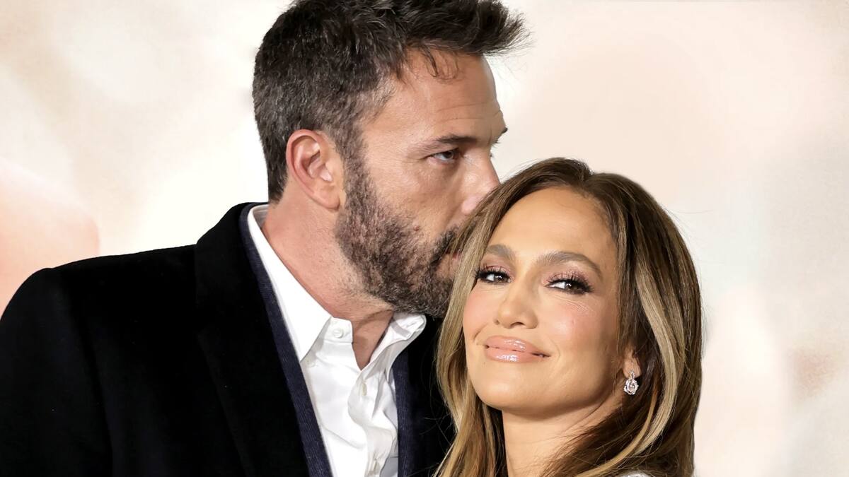 JLo siente el constante miedo de que Ben Affleck la abandone, aseguran
