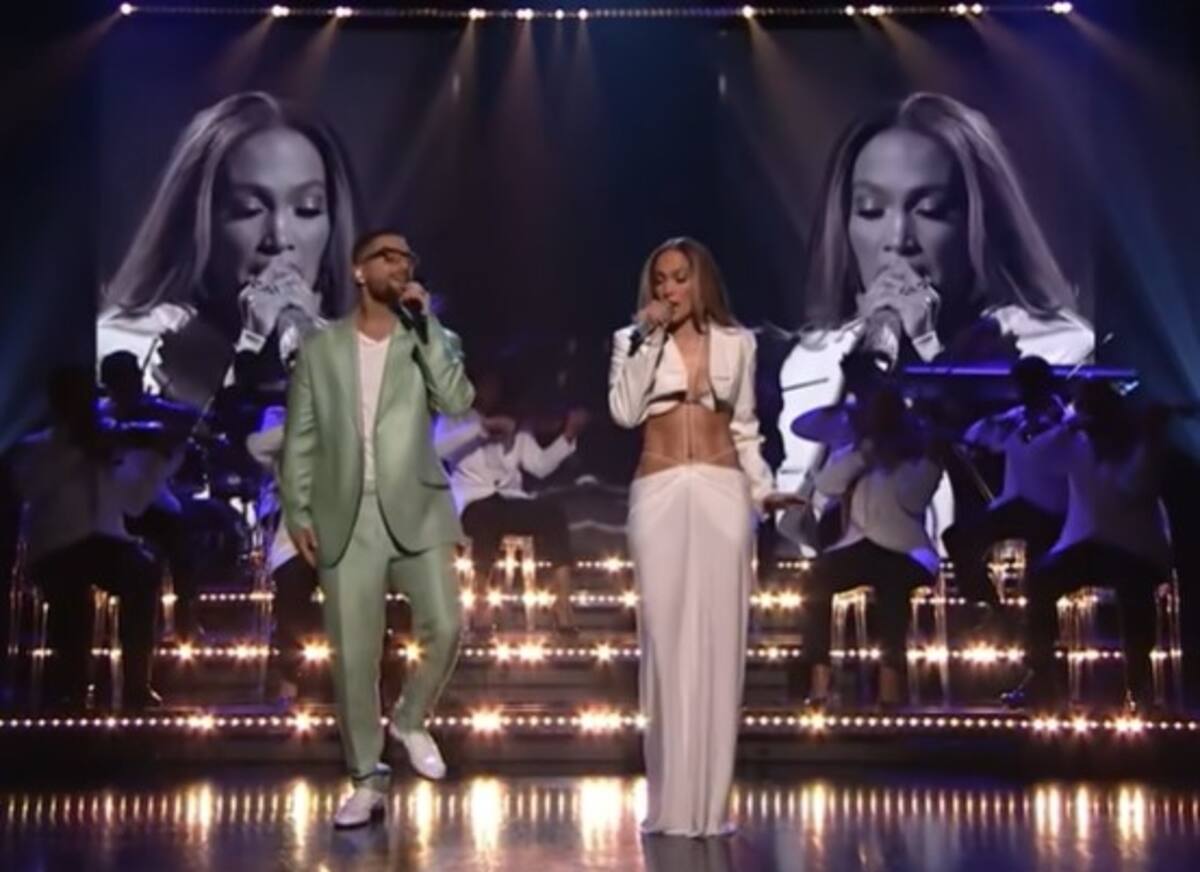 JLo y Maluma deslumbran en el show de Jimmy Fallon - Créditos: Captura pantalla