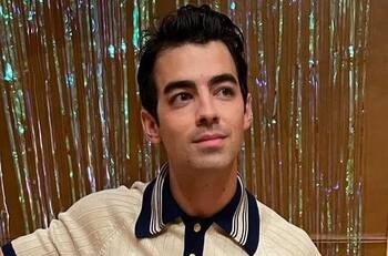 Joe Jonas empleó sustancias inyectables para reparar una cicatriz en su rostro