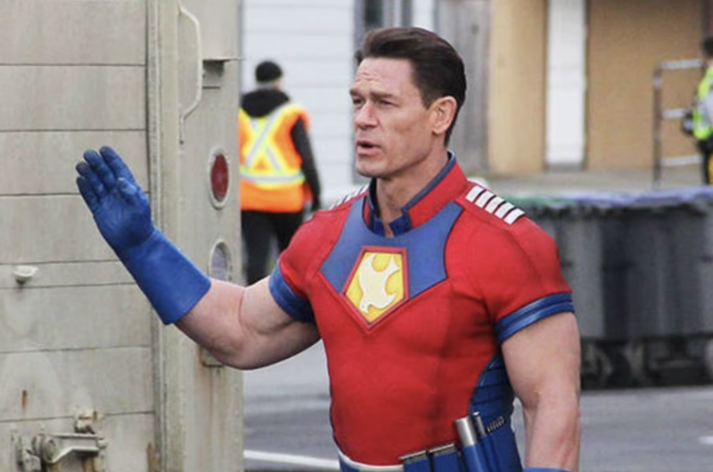 John Cena aparece con falda y tacones - Créditos: Instagram