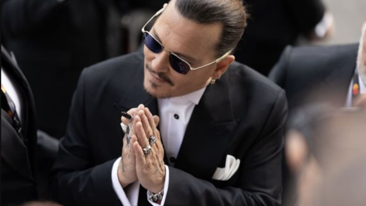 Johnny Depp rompe en llanto por la ovación que recibió en su regreso a las pantallas grandes