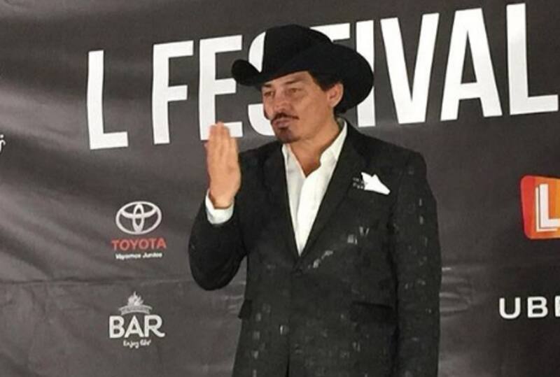 José Manuel Figueroa se enoja por escultura en honor a su padre, Joan Sebastian - Créditos: Instagram