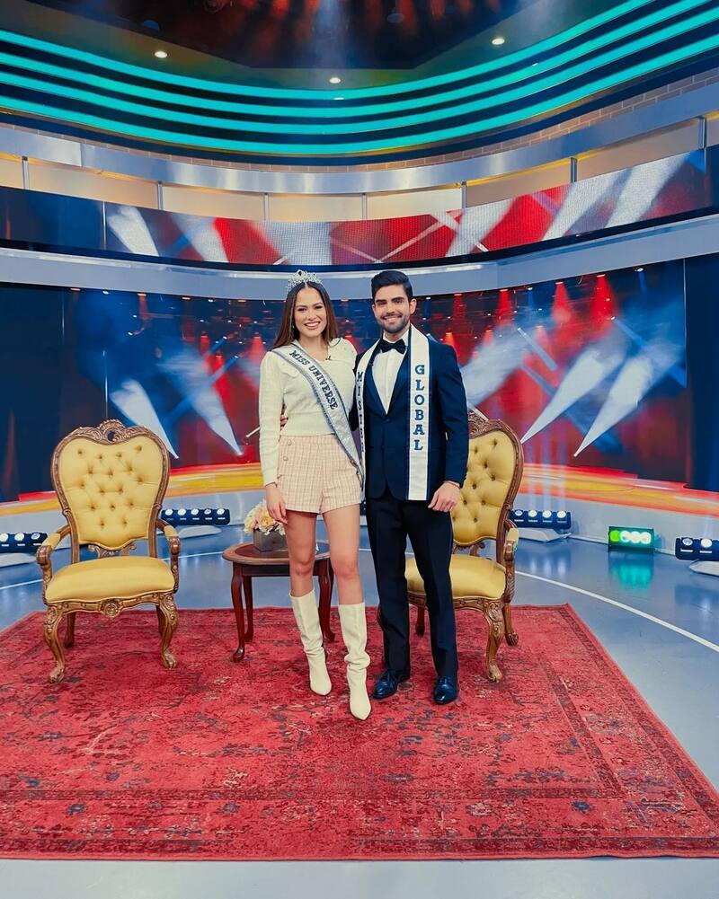 Juan Carlos Ariosa y Andrea Meza, ambos reyes de belleza, se conocieron en Miami - Créditos: Instagram