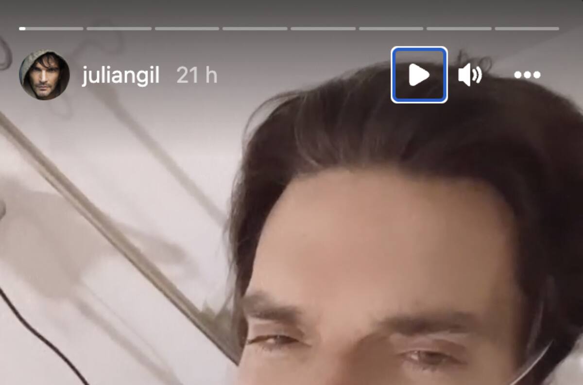 Julián Gil publica foto desde el hospital y provoca preocupación; ¿Qué le pasó?