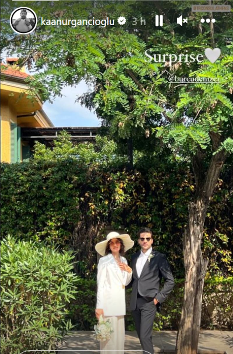 La imagen de la storie que publicó Kaan Urgancıoğlu para anunciar su boda por el civil.
