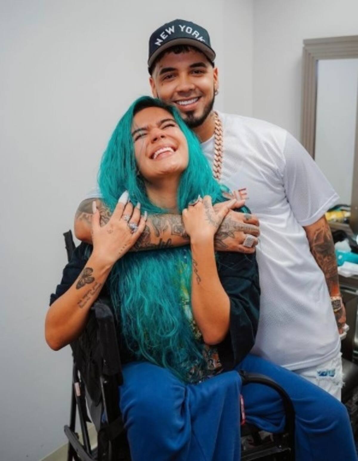 Karol G aparece con Anuel y subraya la lealtad y gratitud hacia su ex; redes estallan de likes Karol G y Anuel - Créditos: Instagram