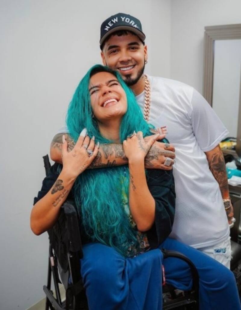 Karol G aparece con Anuel y subraya la lealtad y gratitud hacia su ex; redes estallan de likes Karol G y Anuel - Créditos: Instagram