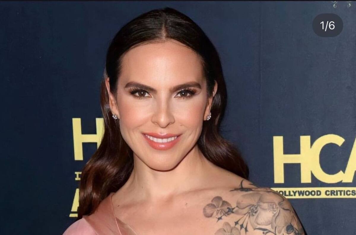 Kate del Castillo acapara las miradas con su outfit asimétrico en tonos pastel