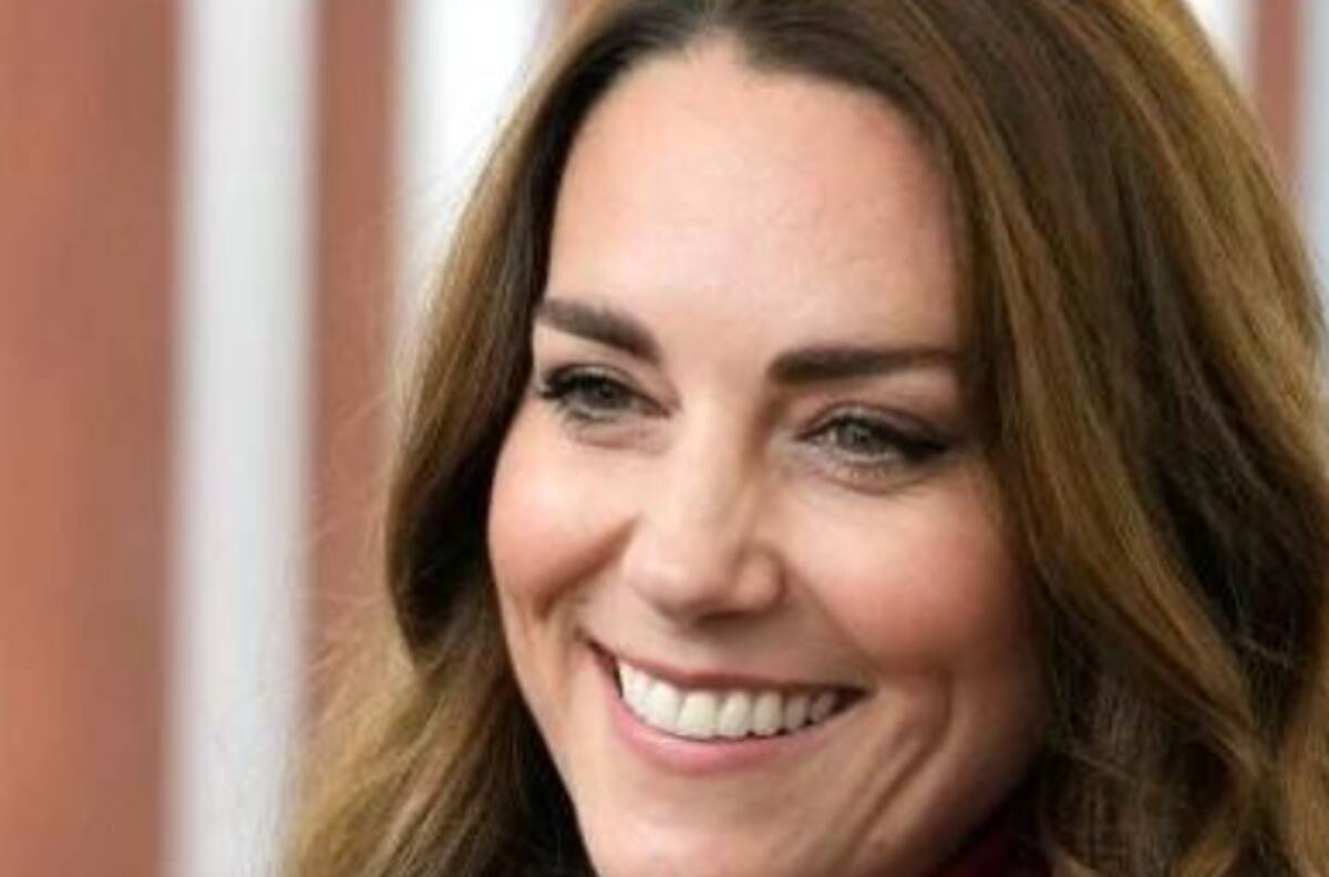 Kate Middleton reutiliza el saco Zara que le costó menos de 100 dólares