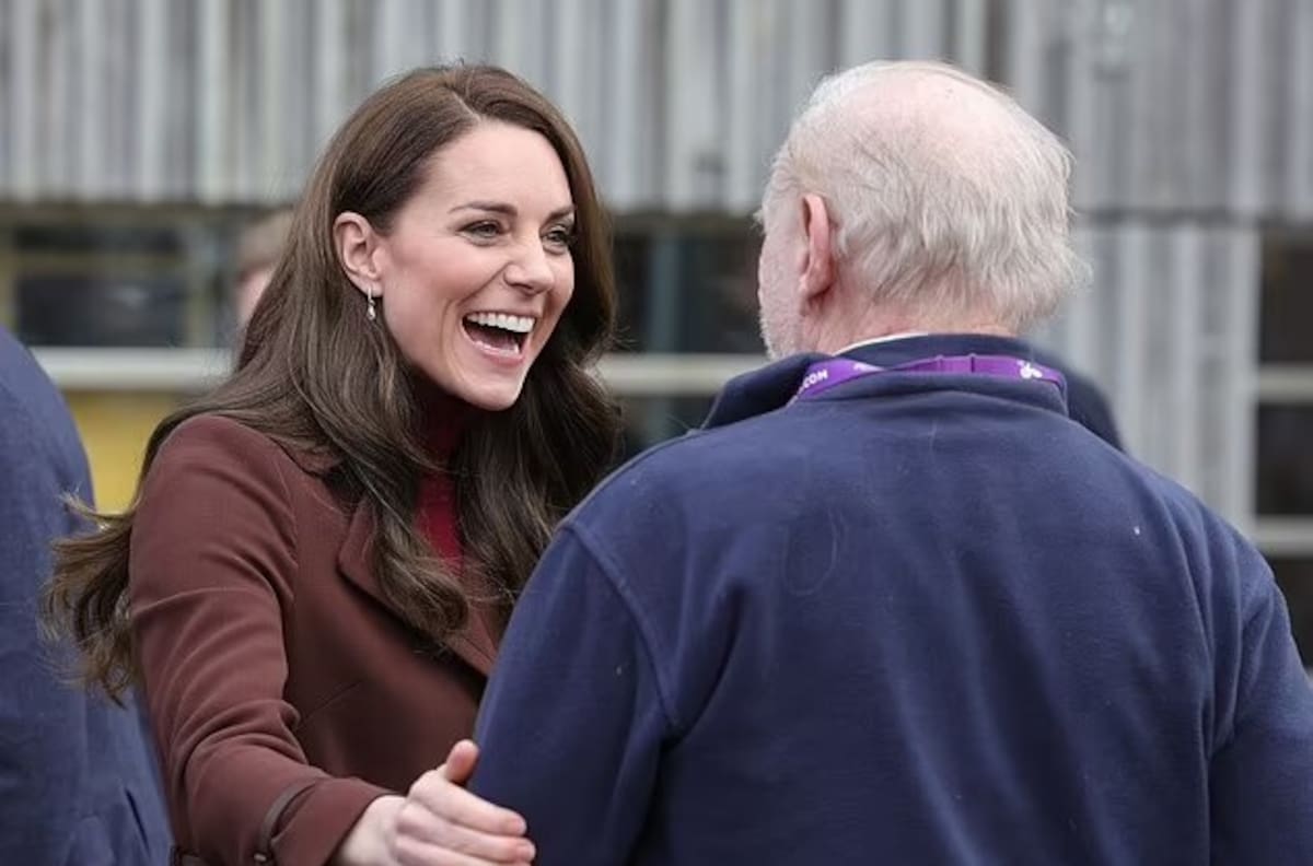 Kate Middleton abraza tiernamente a un importante mentor a quien se encontró después de 20 años