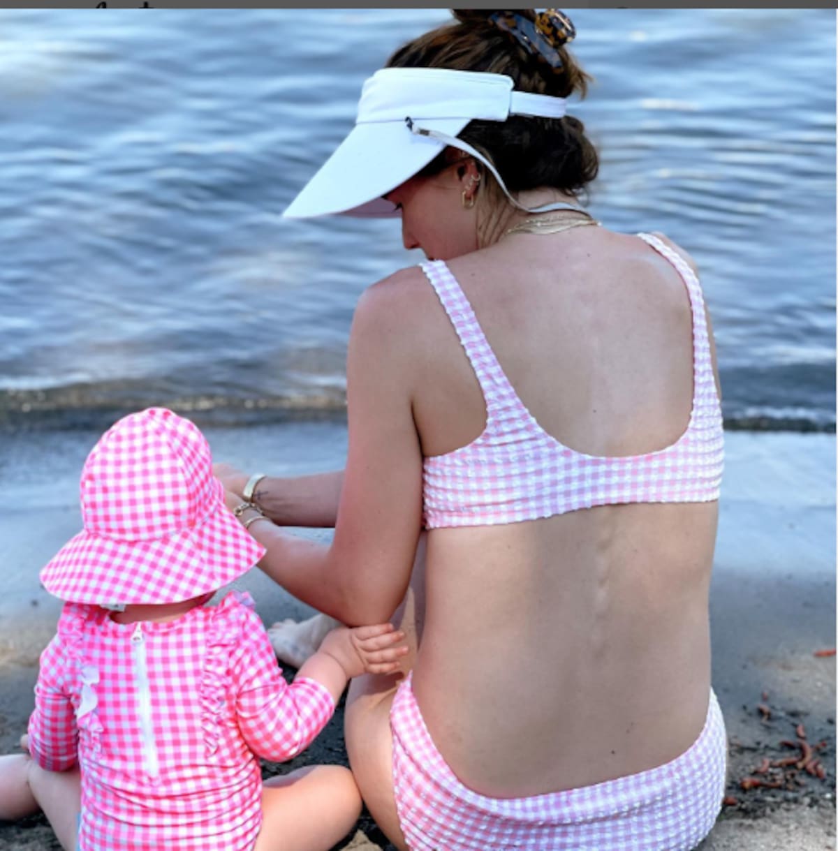 Katherine Schwarzenegger posa al lado de su hija Lyla - Créditos: Instagram