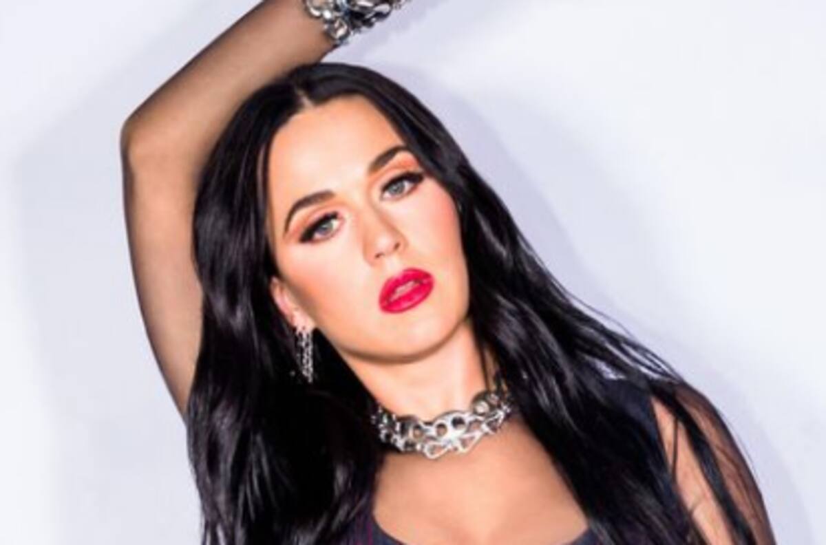 Katy Perry y su peculiar forma de recordar su participación en el Super Bowl