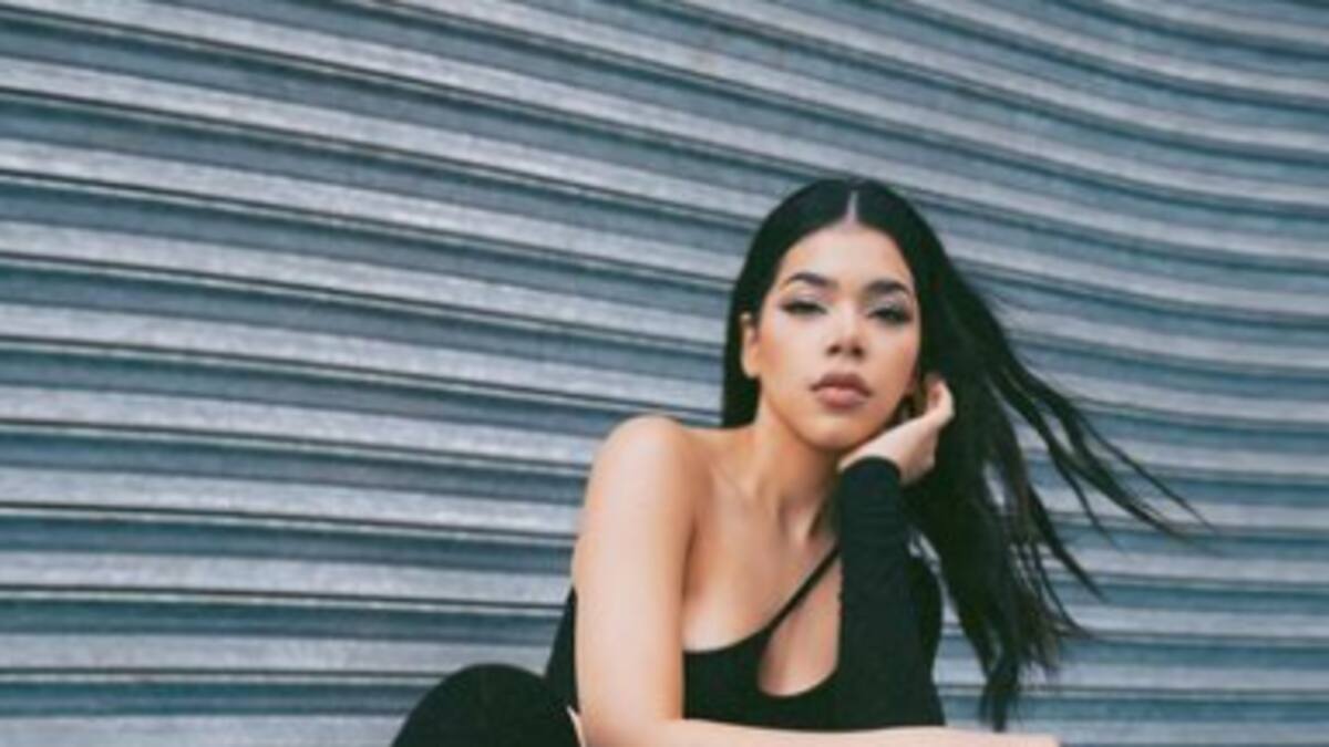 Kenia Os denuncia que sufrió acoso extremo de sus fans en un hotel en México