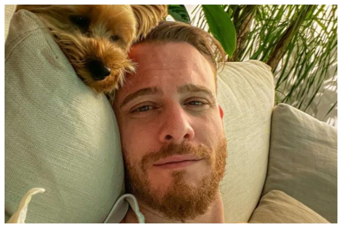 Kerem Bürsin fue el actor que más interacciones en redes sociales registró entre fines de junio y principios de julio. El estreno de la serie Ya Çok Seversen (Te amo mucho) fue clave.