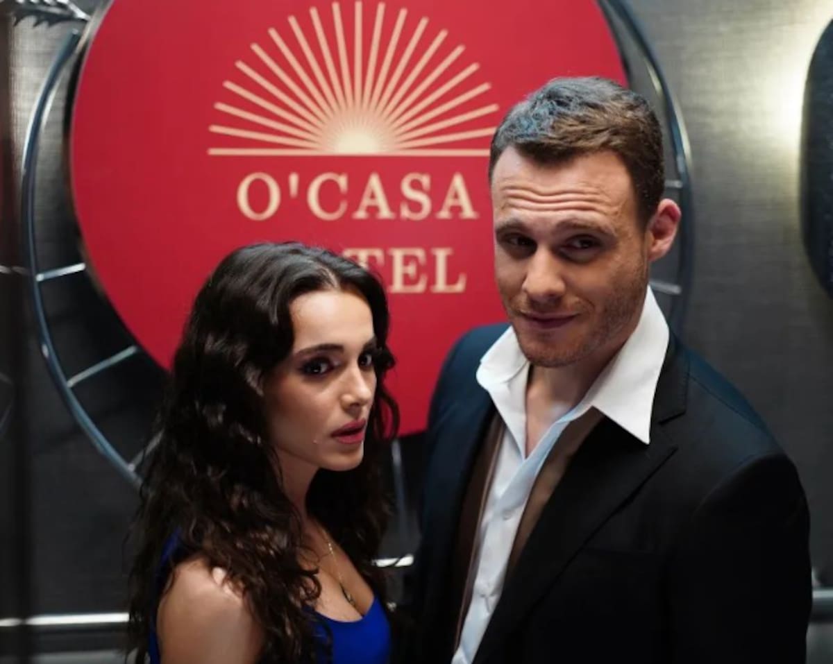 Kerem Bürsin y Hafsanur Sancaktutan es la pareja protagónica de la serie que se estrenará en Turquía el próximo mes.