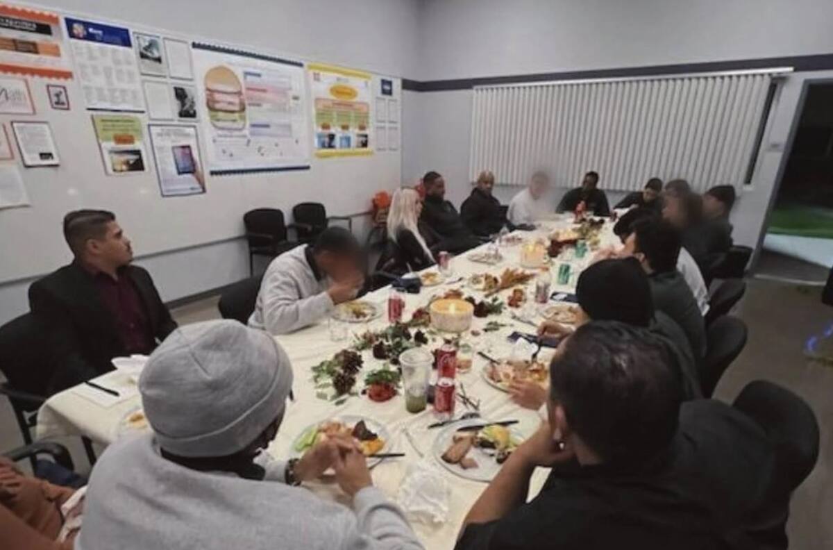 Kim Kardashian y su atípico Thanksgiving: con el ex de su hermana y como abogada en una cárcel