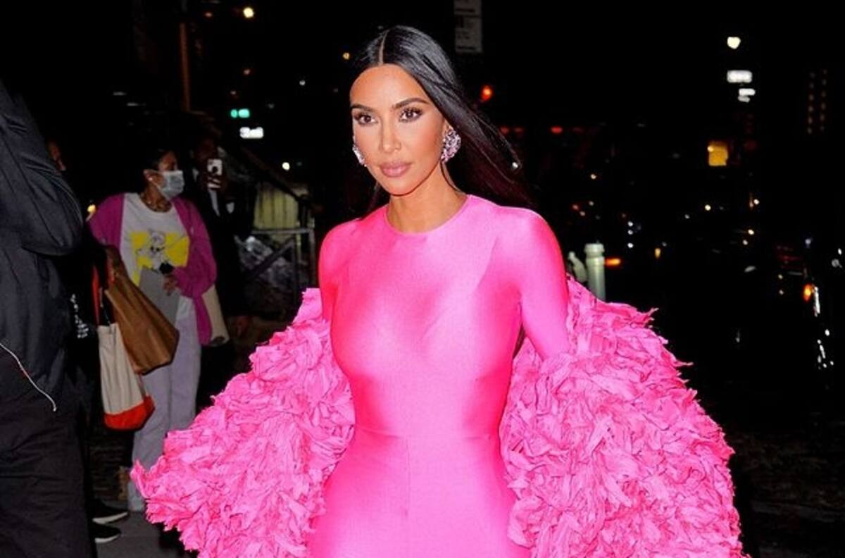 Kim Kardashian dispuesta a usar pañal para seguir usando sus excéntricos looks