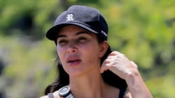 Sin maquillaje: Kim Kardashian y North West disfrutaron del agua en día madre e hija