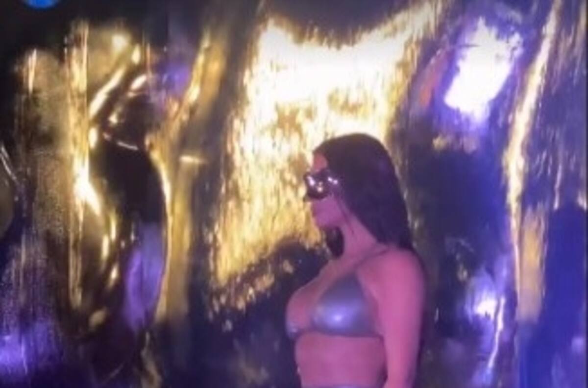 Kim y Khoé Kardashian impactan con atrevidos looks en la apertura de la tienda SKIMS