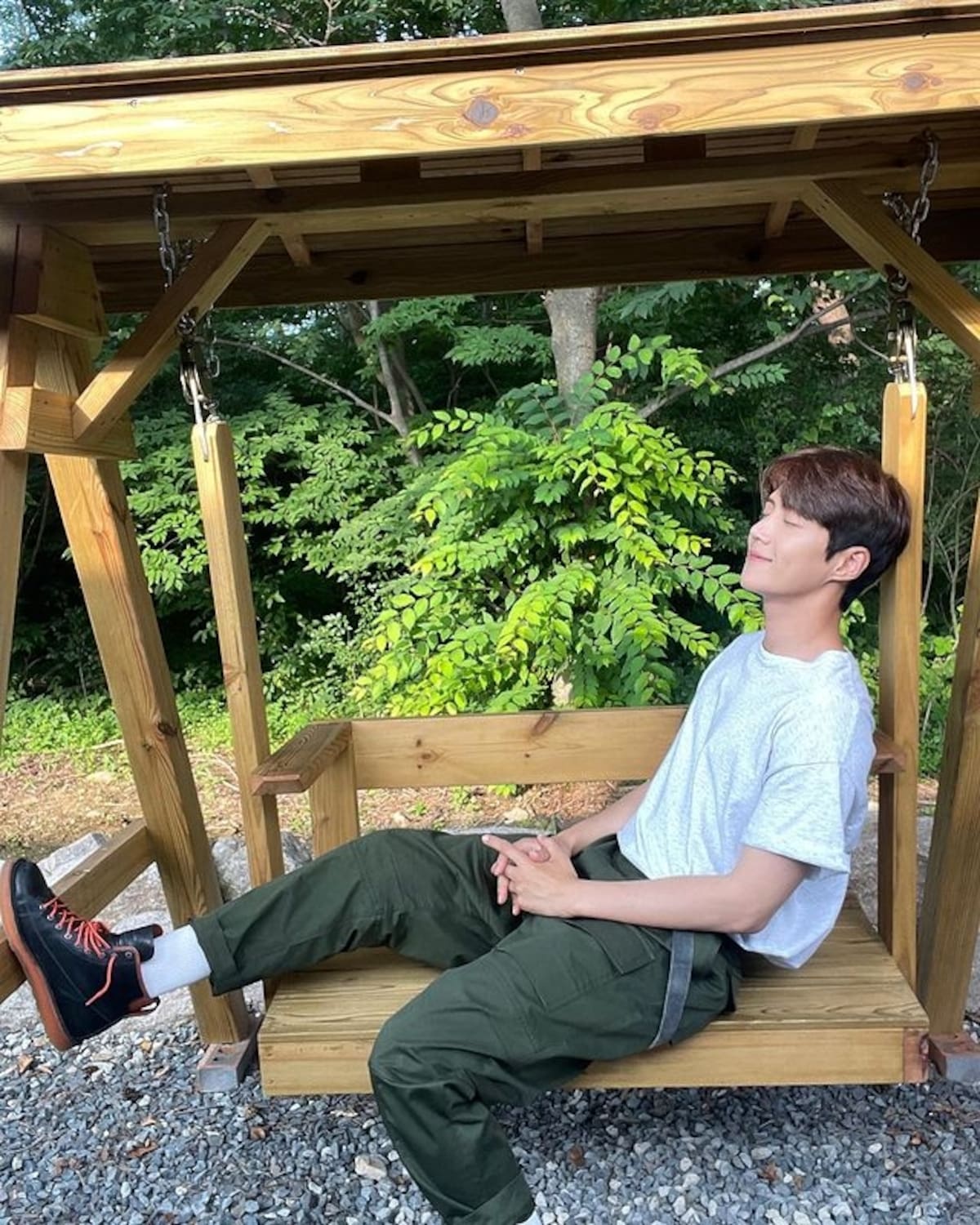 Kim Seon-ho El actor fue acusado de obligar a su ex pareja a abortar
- Créditos: Instagram @seonho__kim