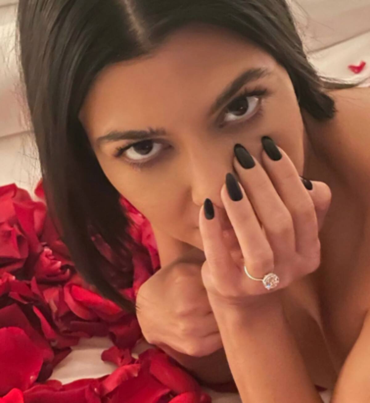 Kourtney Kardashian rompió su anillo de compromiso - Créditos: Instagram