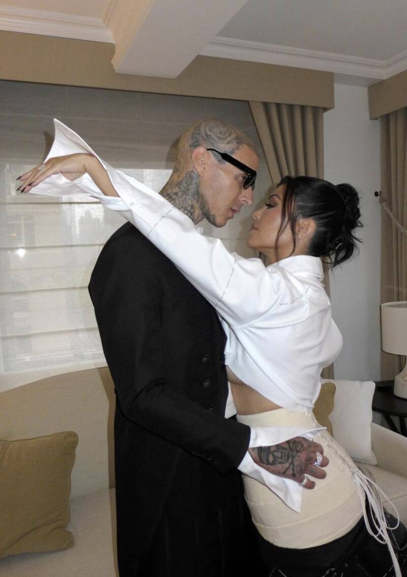 Kourtney Kardashian y Travis Barker se volvieron a casar. - Créditos: Instagram