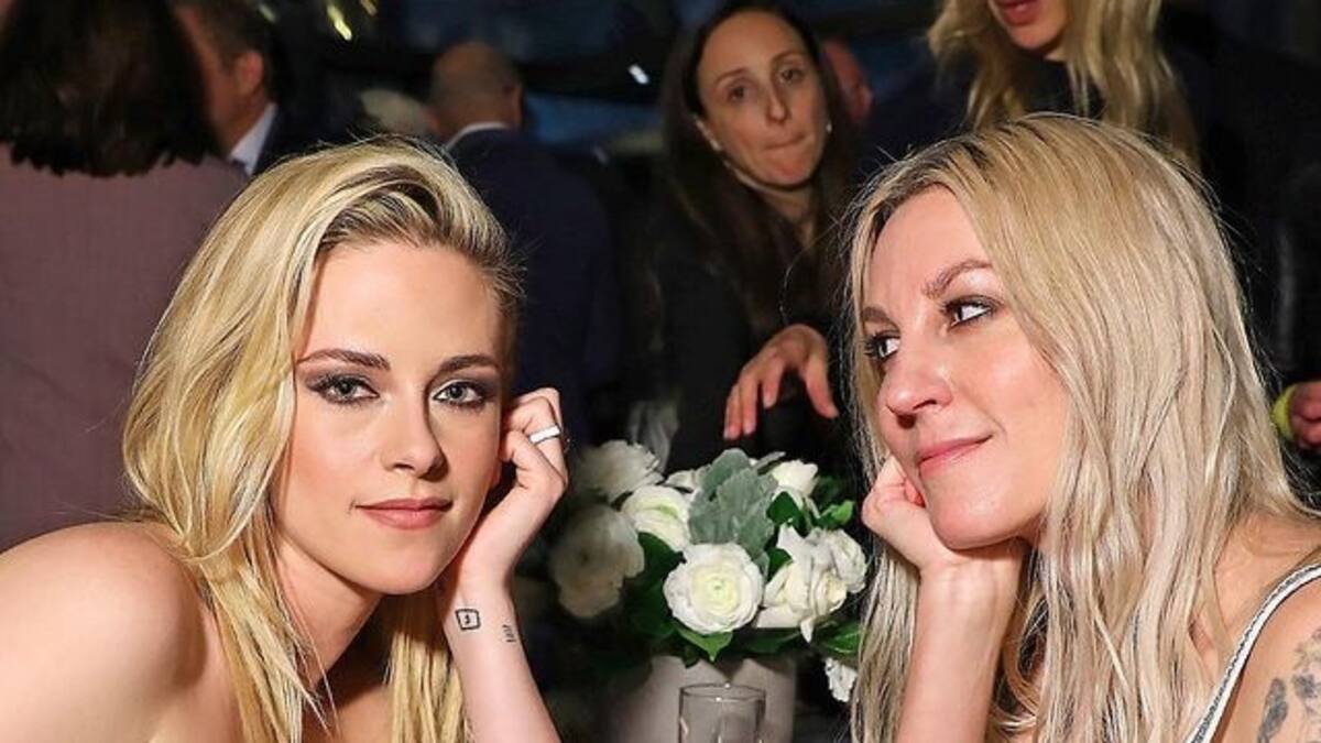 Kristen Stewart disfruta de la fiesta a los nominados de Oscar junto a su prometida Dylan Meyer