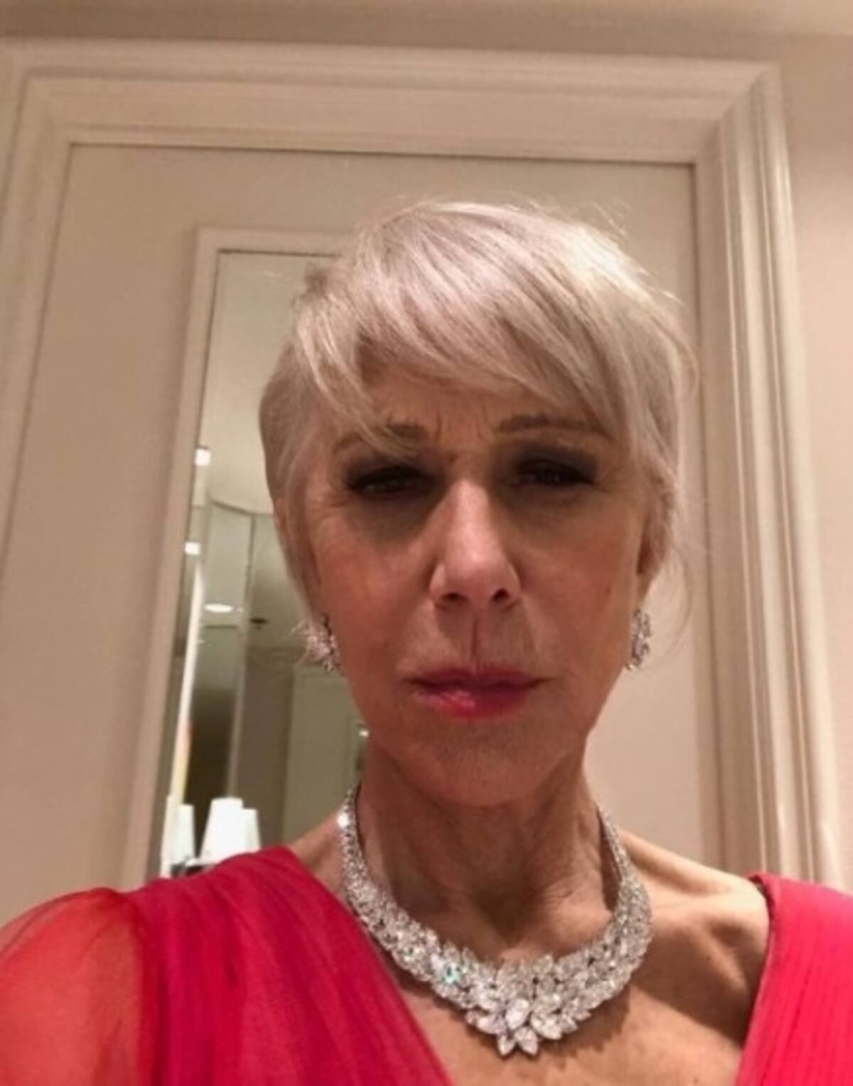 La actriz Helen Mirren da a conocer la causa de muerte de su hijastro - Créditos: Instagram