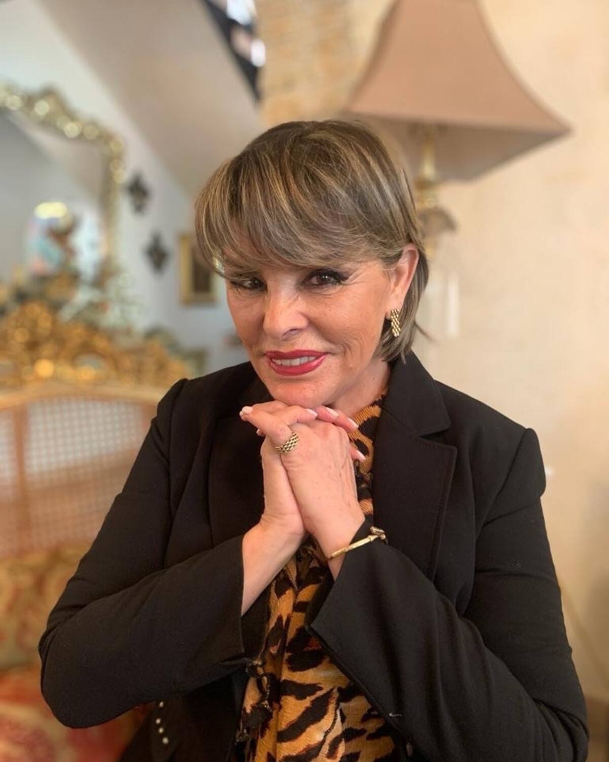 La actriz mexicana entregó sus razones para calificar las imágenes de Jorge Salinas y su nutrióloga como un montaje. - Créditos: Instagram