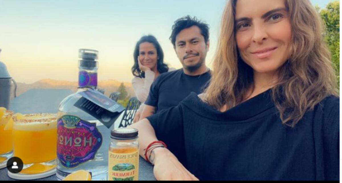 La actriz sube en sus redes fotos con su novio - Créditos: Instagram