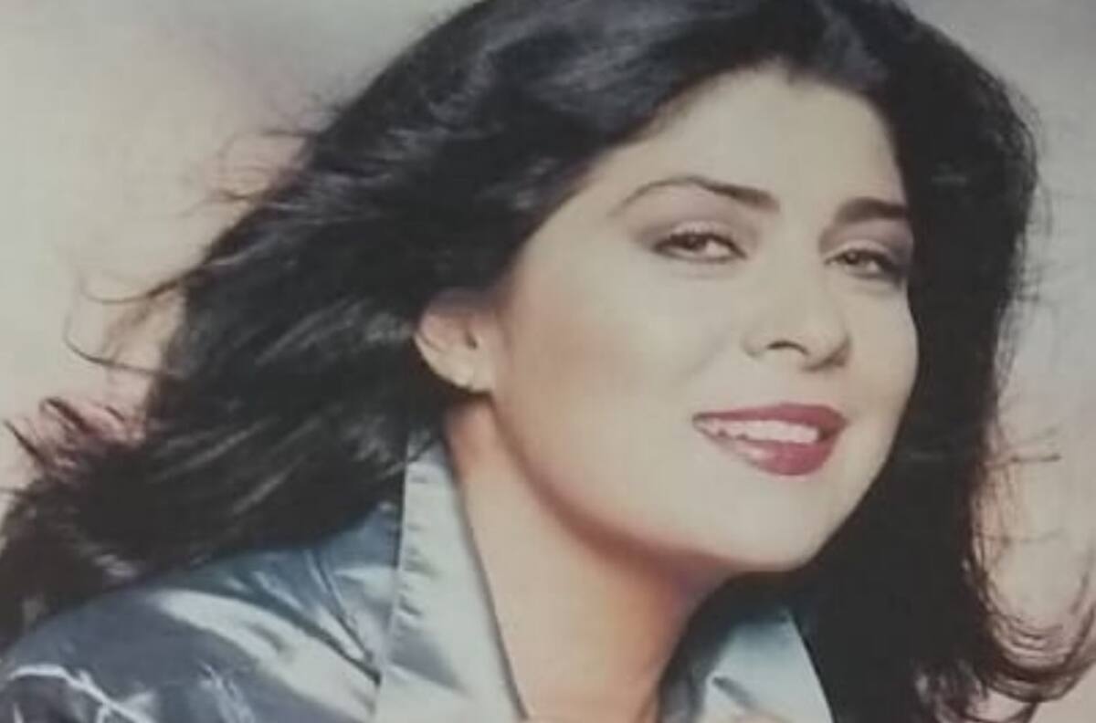 Victoria Ruffo hace TikTok y le terminan echando agua en la cabeza