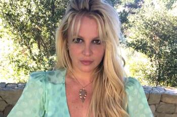 Britney Spears responde a fanáticos que enviaron policías a su casa