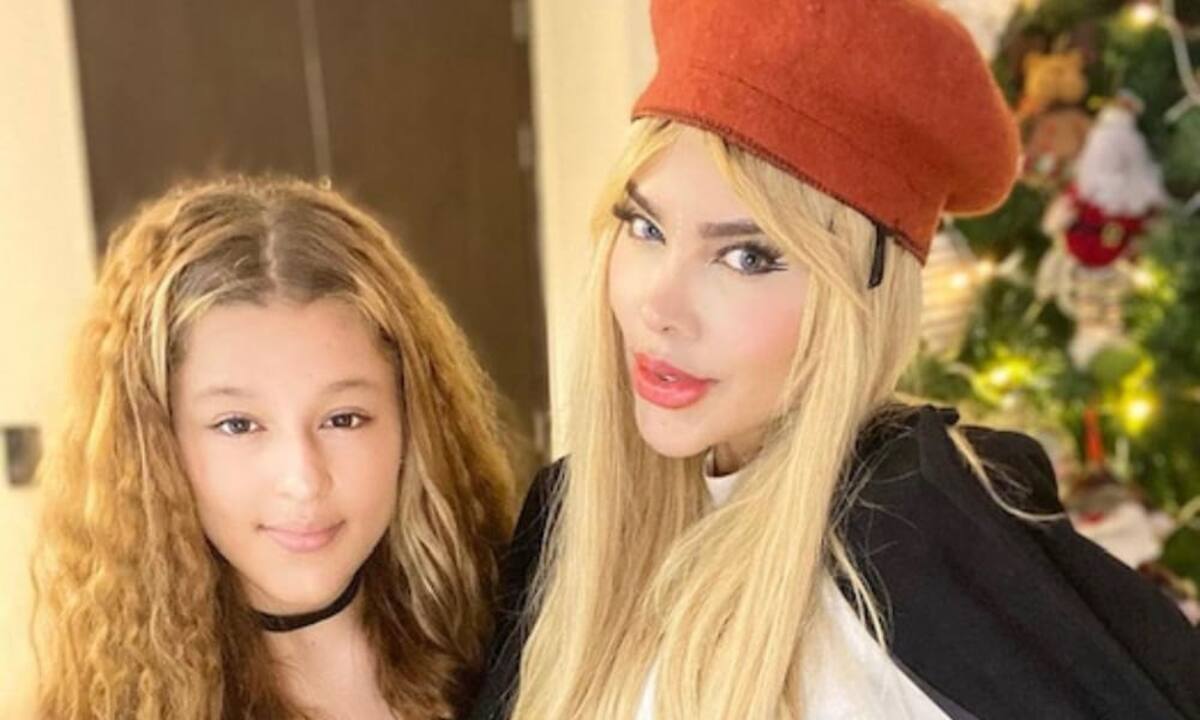 La Barbie humana le paga cirugía a su hija de 12 años - Créditos: Instagram