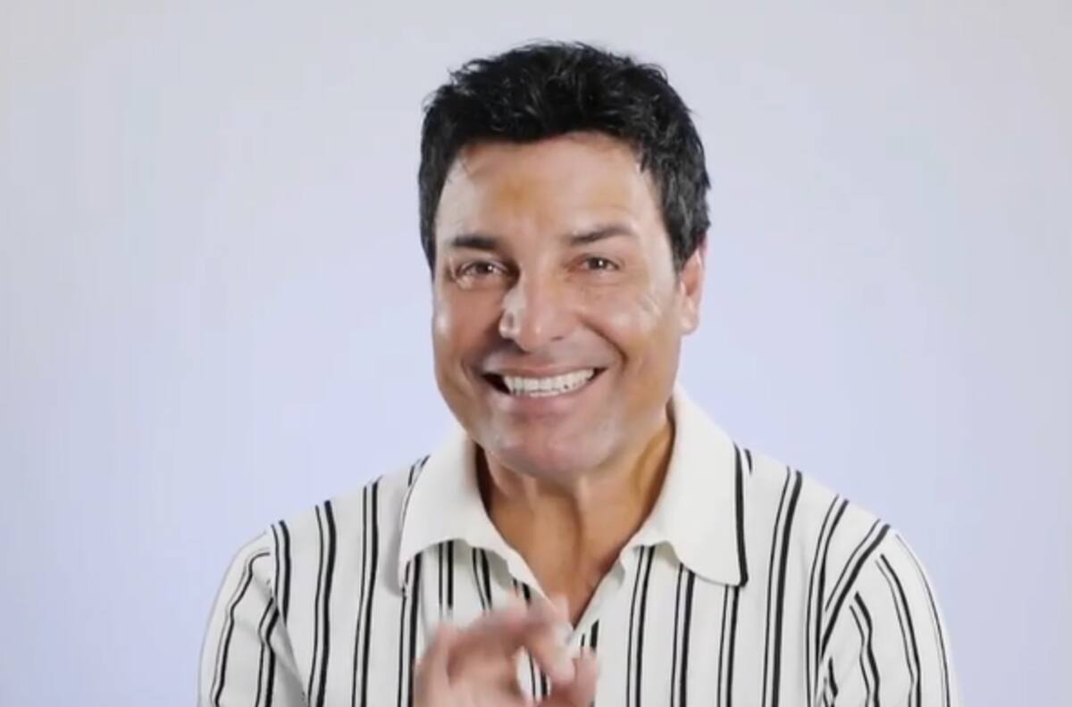 Chayanne organiza cena virtual desde la playa y se vuelve viral en redes