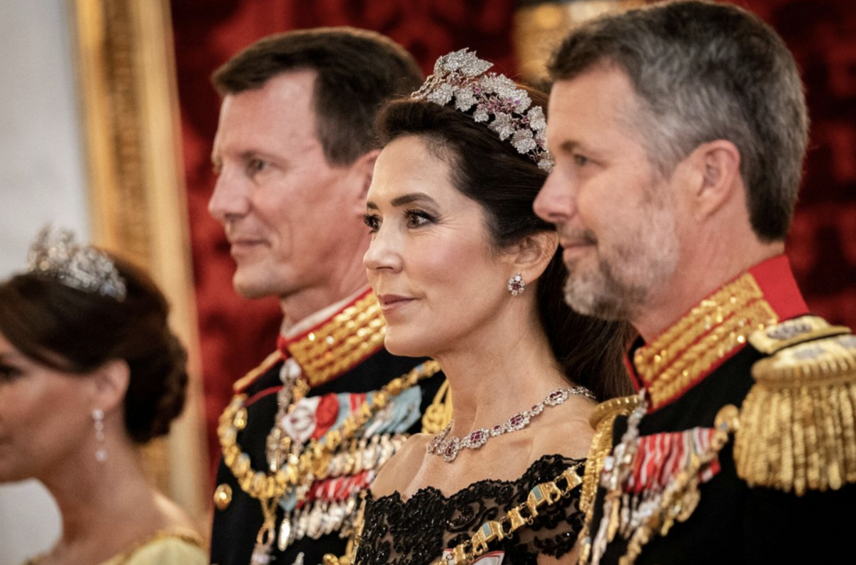 William y Harry no son únicos: los otros hermanos príncipes que están enemistados por el poder