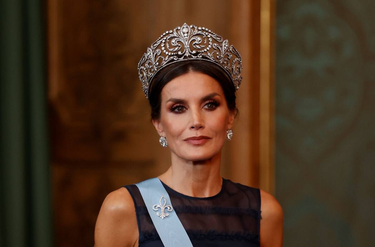 La reina Letizia recurre a implantes para esconder los efectos de una condición médica