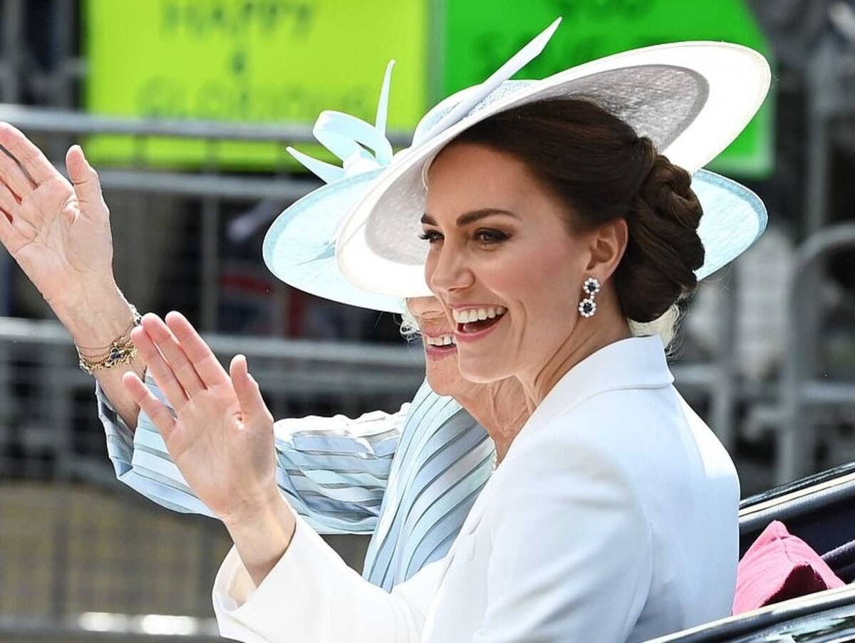 La duquesa de Cambridge en su llegada a Buckingham. - Créditos: Daily Mail