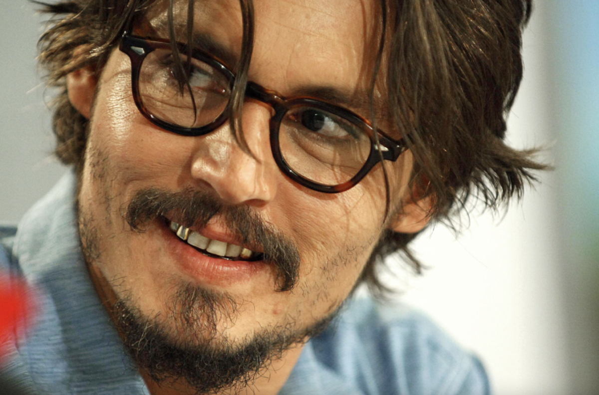 El obsesivo Johnny Depp tiene una extraña colección de muñecas Barbies