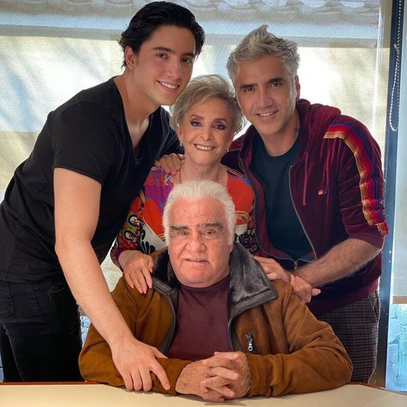 La familia de Vicente Fernández ya tiene planes para Navidad - Créditos: Instagram: @alexoficial
