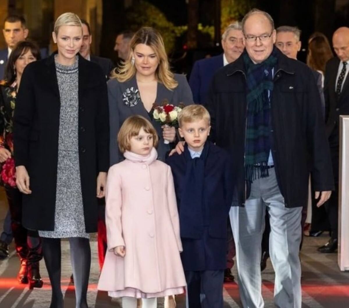 La familia real monegasca estuvo en el evento de la Cruz Roja. - Créditos: Instagram