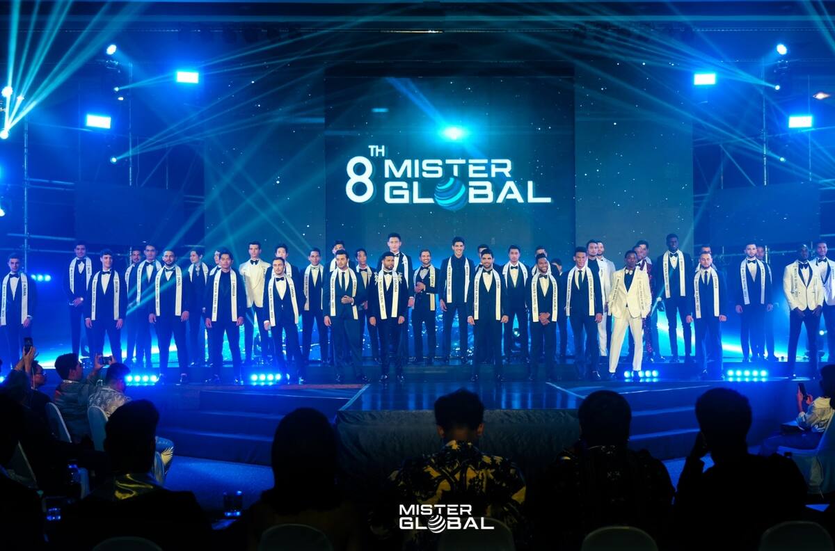 Mister Universo Global presenta a los reyes con sus trajes regionales de cara a la gran final