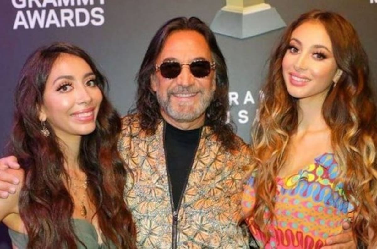 Hijas de Marco Antonio Solís se roban miradas en boda de Marc Anthony y Nadia Ferreira