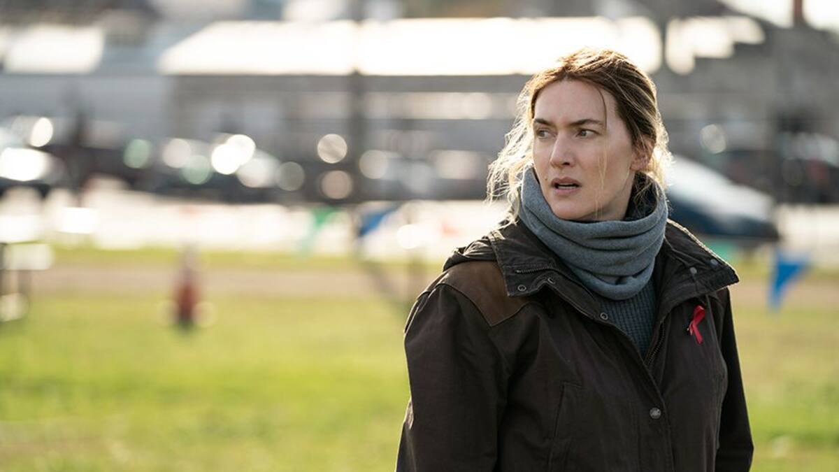 Kate Winslet se gana la admiración por salvar a una reportera nerviosa y primeriza