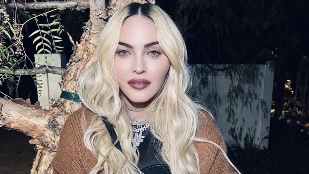 Madonna borró sus fotos de Instagram para anunciar tour mundial rodeada de estrellas