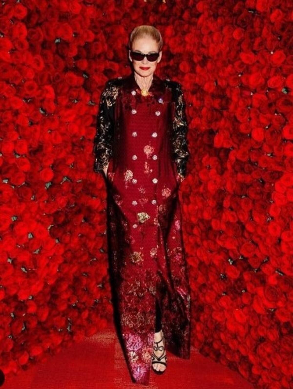 La mujer que hizo cambiar el color de la alfombra roja en los Óscar después de 62 años - Créditos: Instagram
