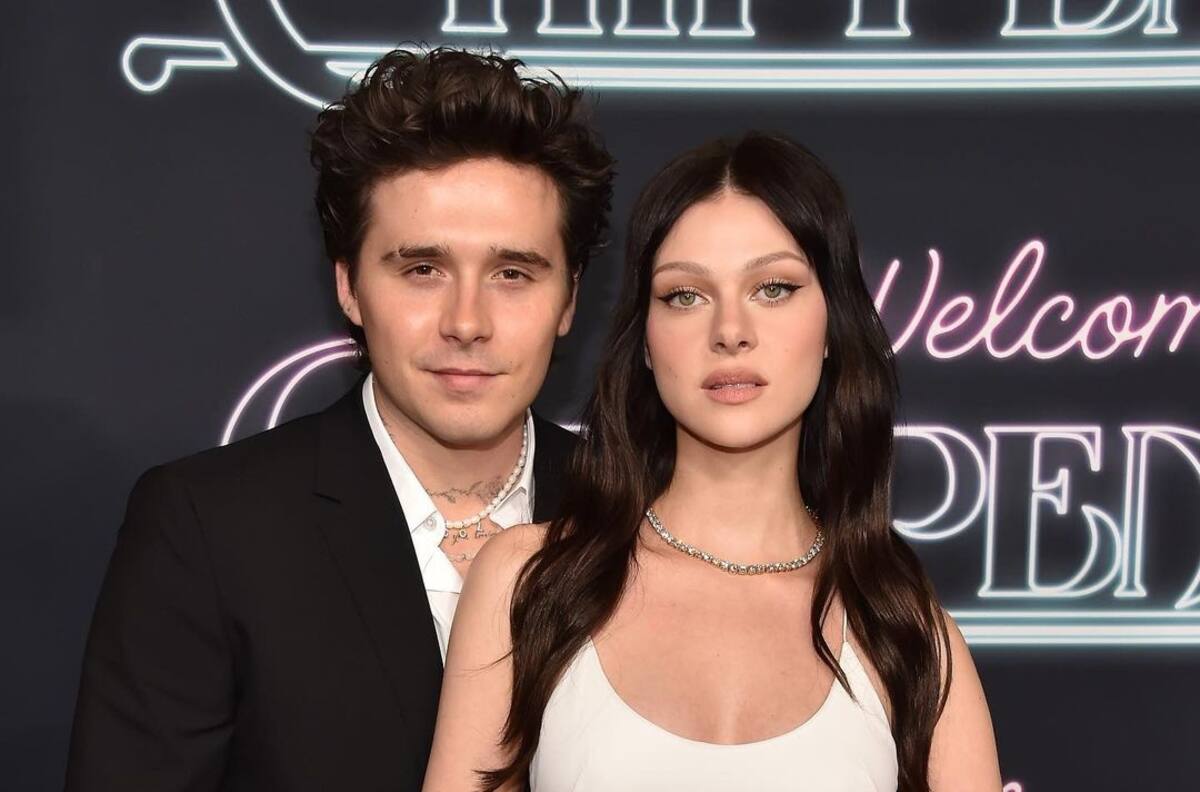 Brooklyn Beckham y Nicola Peltz ponen su primer árbol de Navidad juntos