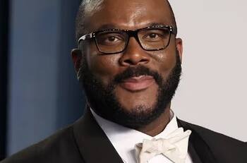 Quién es el padrino plebeyo, multimillonario y filántropo de la princesa Lilibet Diana