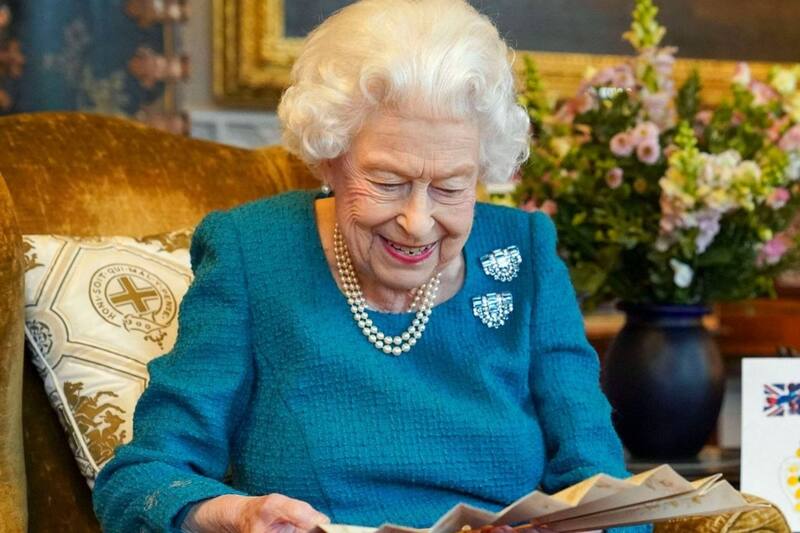 La Reina cumple 70 años en el trono. - Créditos: Instagram