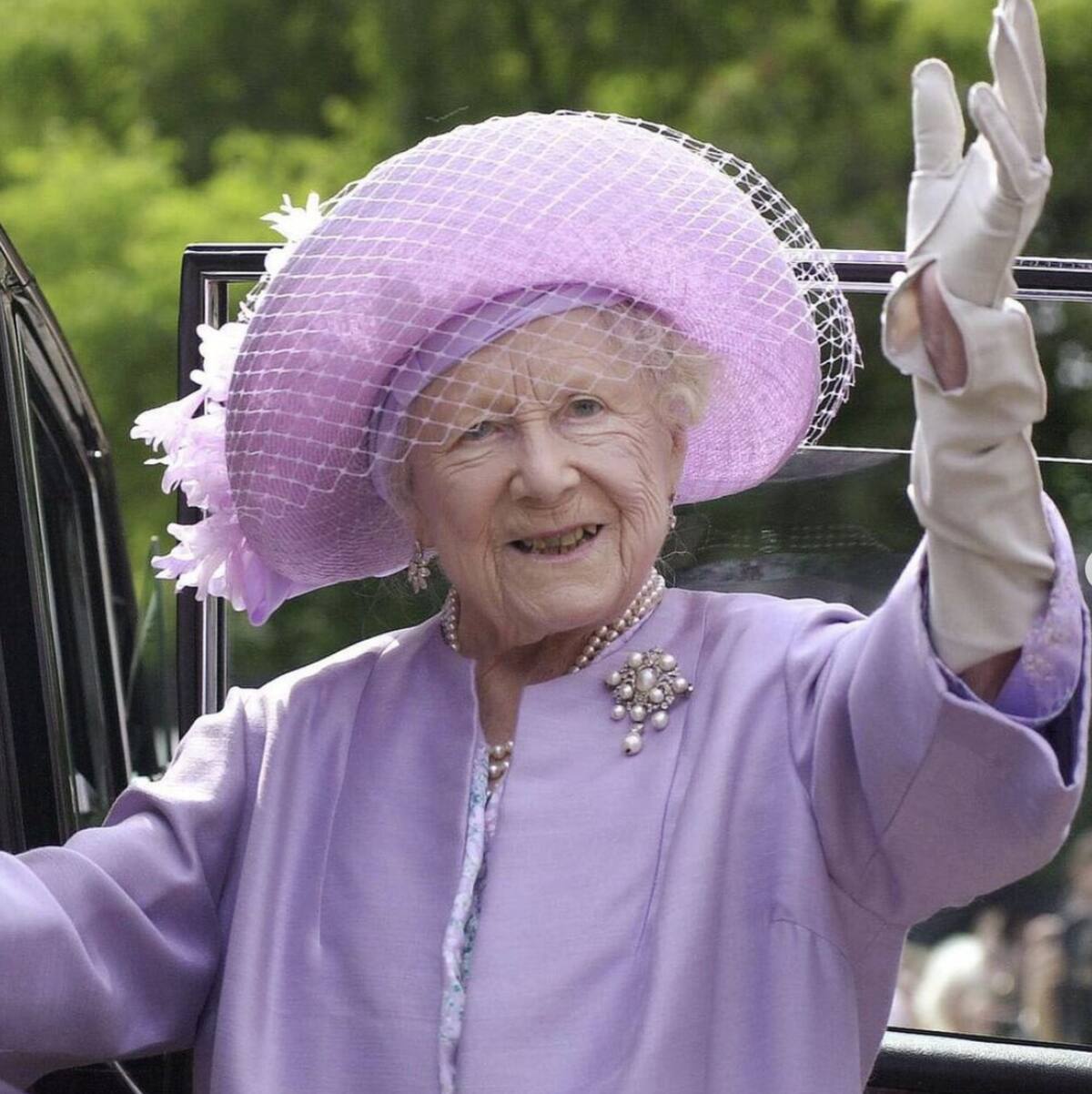 La Reina Madre habría considerado un gesto "muy grosero" llamar Lilibet a la hija de los duques de Sussex. - Créditos: Instagram